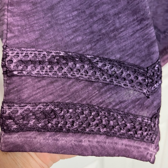 LOGO by Lori Goldstein Short Sleeve Purple Top - Picture 2 of 7